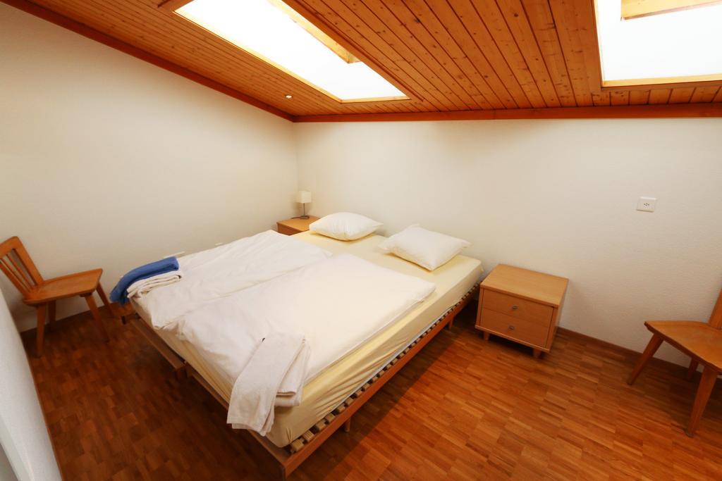 Haus Cristal Apartman Saas Fee Szoba fotó