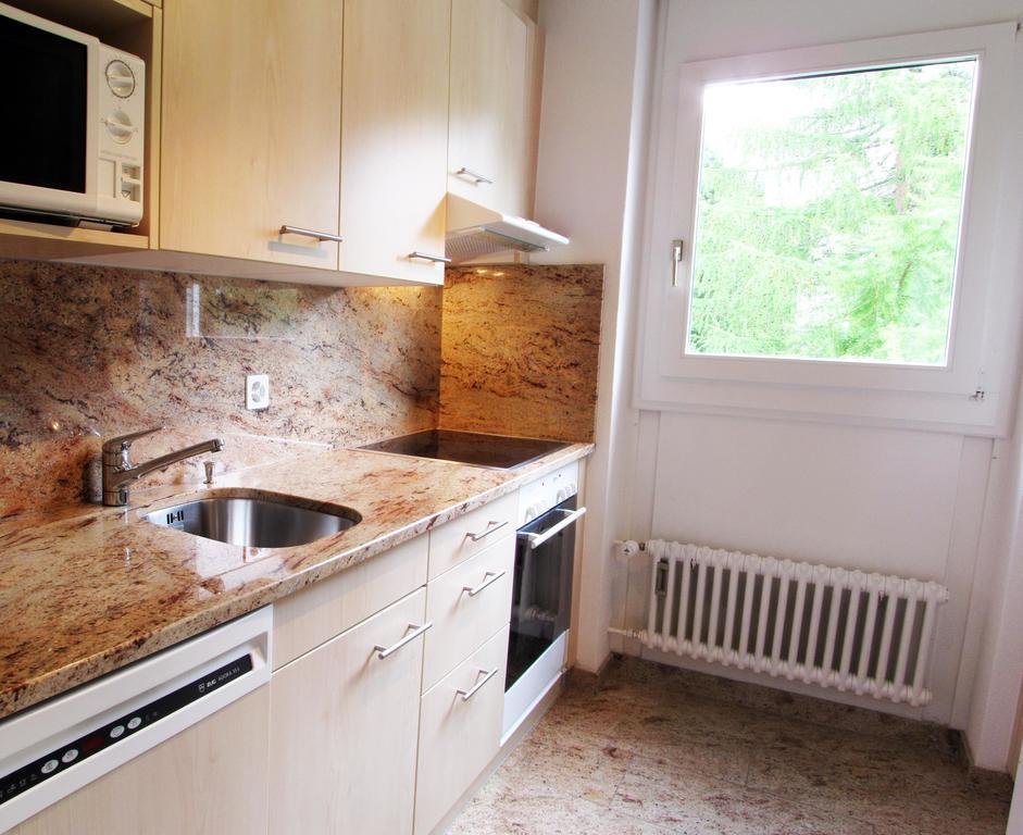Haus Cristal Apartman Saas Fee Szoba fotó
